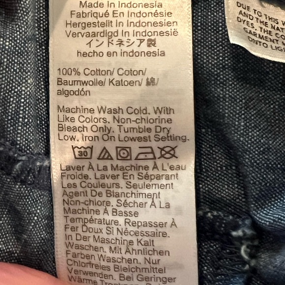 J. Crew 5” Classic Chambray Short  (size 2) - Picture 8 of 11